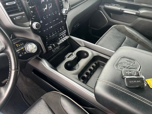 Used 2022 RAM 1500 Laramie w/ Sport Appearance Package image 18