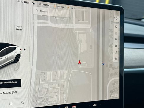 Used 2023 Tesla Model 3 Standard Range image 42