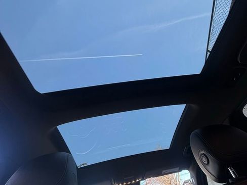 Used 2022 Mercedes-Benz GLC 300 4MATIC image 23