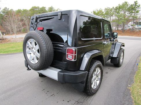 Used 2012 Jeep Wrangler Sahara w/ Dual Top Group image 6