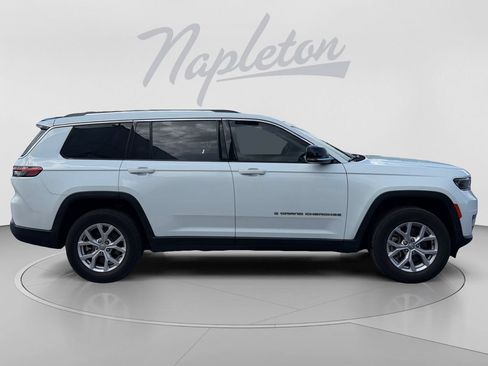 Used 2022 Jeep Grand Cherokee L Limited AWD/4WD image 7