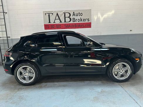 Used 2017 Porsche Macan S AWD/4WD image 2