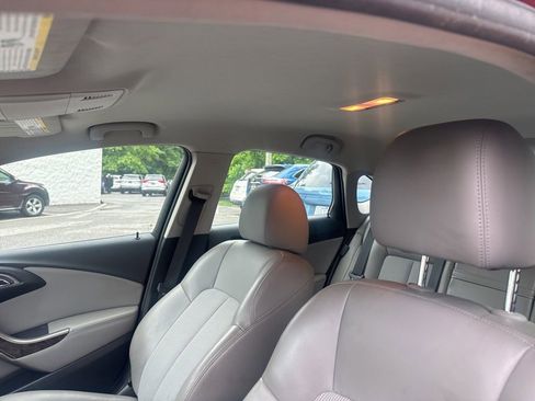 Used 2012 Buick Verano Convenience FWD image 19