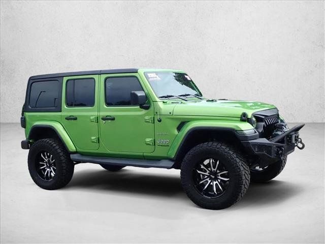 Used 2018 Jeep Wrangler Unlimited Sahara w/ Cold Weather Group AWD/4WD image 6