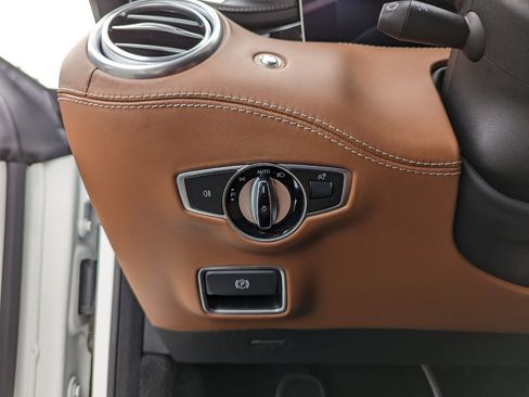 Used 2019 Mercedes-Benz S 560 4MATIC Coupe image 16