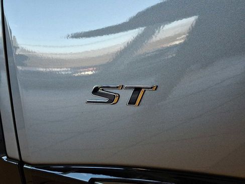 New 2026 Buick Envision Sport Touring image 21