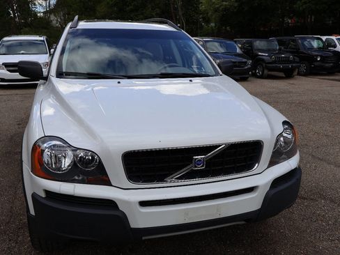 Used 2005 Volvo XC90 2.5T FWD image 2