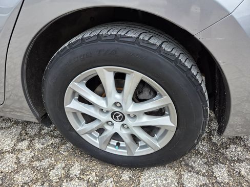 Used 2014 MAZDA MAZDA3 i Grand Touring FWD image 7