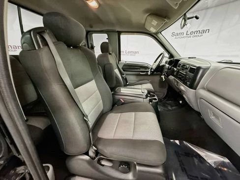 Used 2002 Ford F250 XLT AWD/4WD image 24