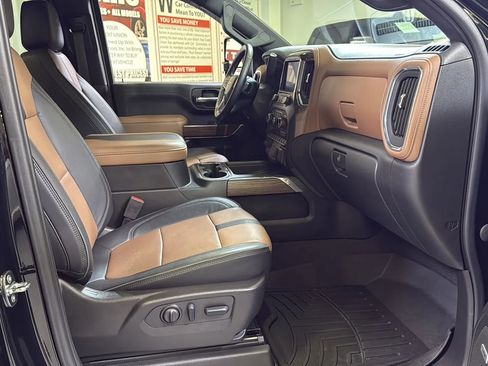 Used 2023 Chevrolet Silverado 3500 High Country w/ Z71 Off-Road Package AWD/4WD image 26
