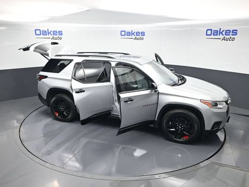 Used 2021 Chevrolet Traverse Premier w/ Redline Edition FWD image 63