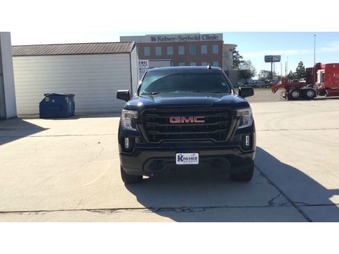 Used 2020 GMC Sierra 1500 Elevation w/ Elevation Value Package image 3