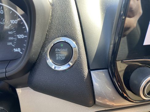 Used 2021 Ford EcoSport SE w/ SE Convenience Package FWD image 22
