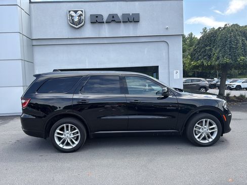 Used 2025 Dodge Durango GT AWD/4WD image 2