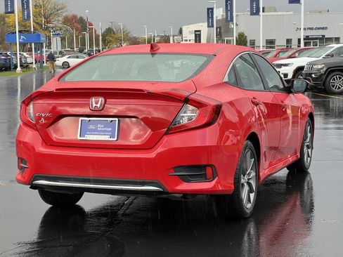 Used 2019 Honda Civic EX image 9