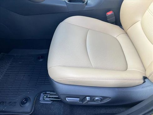 New 2025 Toyota RAV4 Limited image 4