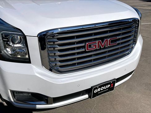 Used 2020 GMC Yukon SLT w/ Premium Edition image 29