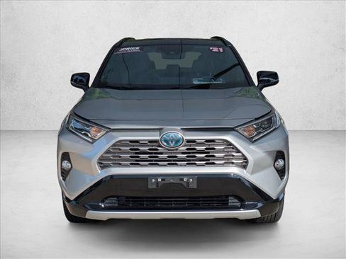 Used 2021 Toyota RAV4 XSE AWD/4WD image 2