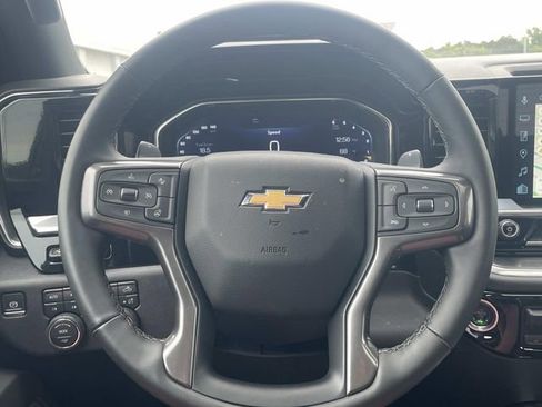 Used 2025 Chevrolet Silverado 1500 High Country w/ Technology Package AWD/4WD image 26
