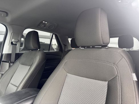 Used 2022 Ford Explorer XLT image 6