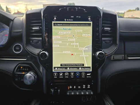 Used 2019 RAM 1500 Limited w/ Body Color Bumper Group image 12