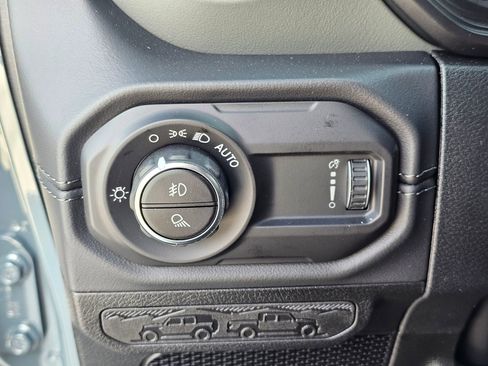 New 2026 Jeep Gladiator Mojave image 19