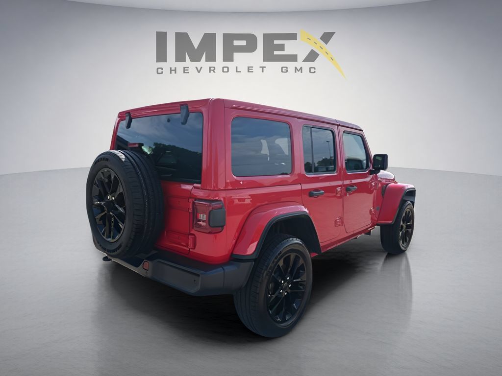 Used 2025 Jeep Wrangler Unlimited Sahara w/ Safety Group AWD/4WD image 5