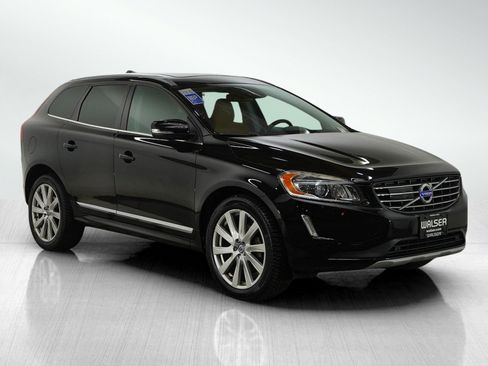 Used 2017 Volvo XC60 T6 Inscription w/ Advanced Package image 7