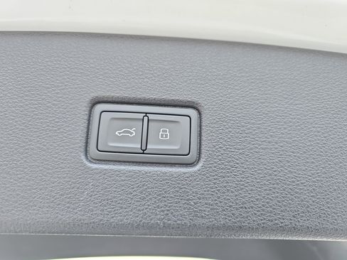 Used 2021 Audi Q5 2.0T Premium Plus w/ Premium Plus Package image 13