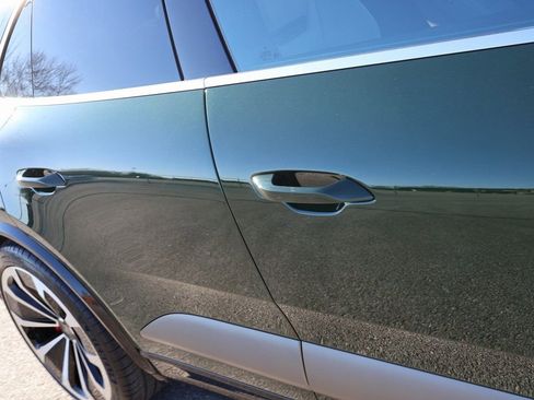 Certified 2024 Porsche Macan Turbo Electric image 17