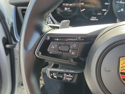 Used 2020 Porsche 911 Carrera 4S image 16
