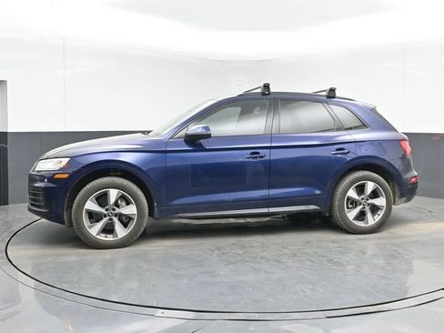 Used 2020 Audi Q5 2.0T Premium w/ Titanium Sport Package image 11