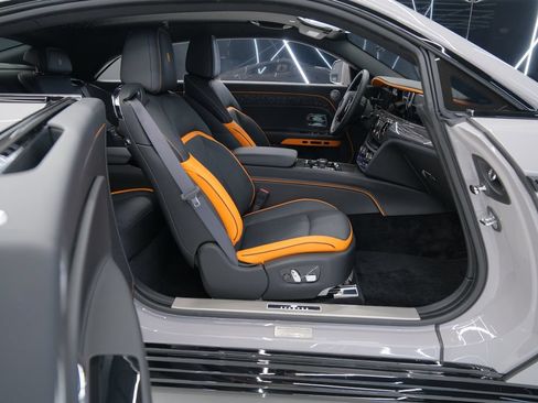 Used 2025 Rolls-Royce Spectre Black Badge w/ Spectre Enhancement Package AWD/4WD image 41
