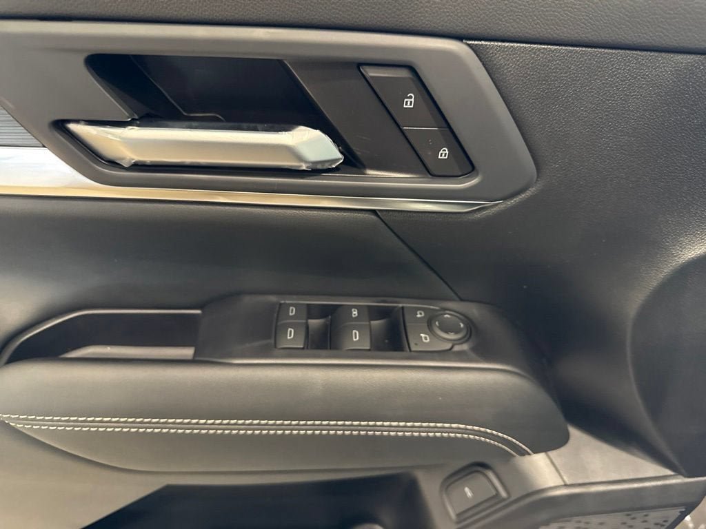 New 2027 GMC Terrain Elevation w/ Elevation Premium Package AWD/4WD image 23