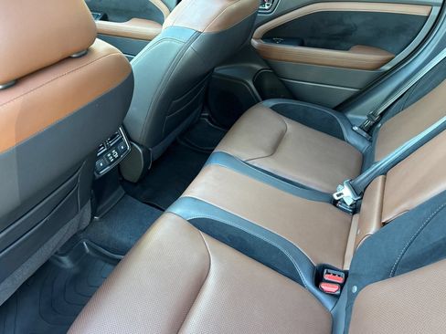 Used 2025 Subaru Forester Touring AWD/4WD image 13