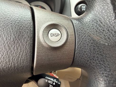 Used 2011 Toyota RAV4 4WD w/ Base L4 Extra Value Pkg image 30