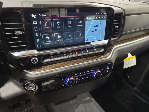 New 2026 GMC Sierra 1500 SLE image 21