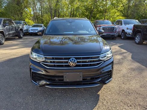 Used 2022 Volkswagen Tiguan SEL R-Line AWD/4WD image 4