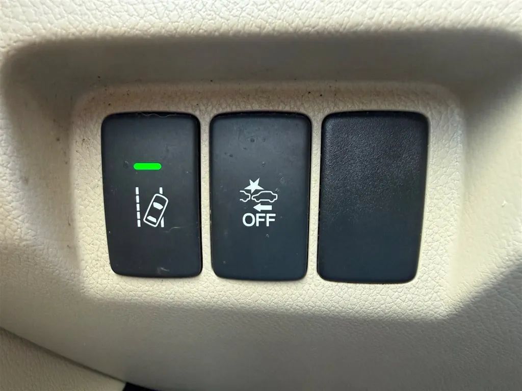 Used 2016 Acura ILX FWD image 24