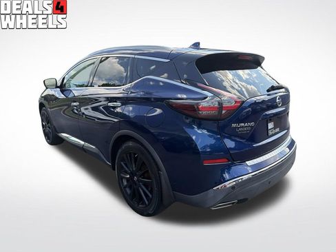 Used 2019 Nissan Murano SL w/ SL Technology Package FWD image 3