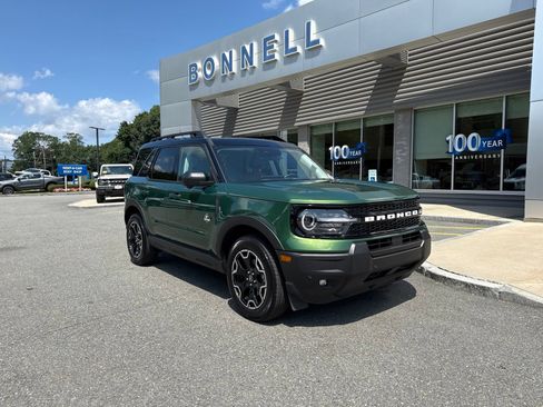 Used 2025 Ford Bronco Sport Outer Banks w/ Outer Banks Tech Package+ AWD/4WD image 6