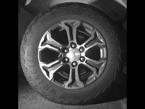 Certified 2024 GMC Sierra 1500 SLE AWD/4WD image 37