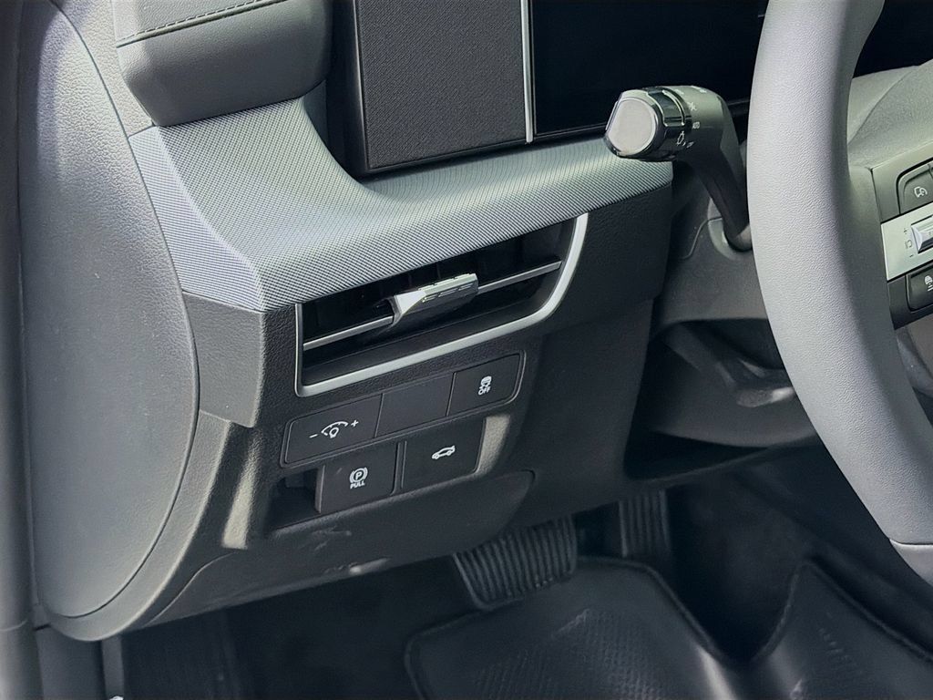 Used 2026 Hyundai Sonata SEL FWD image 12