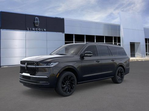 New 2026 Lincoln Navigator L Reserve w/ Jet Appearance Package AWD/4WD image 1