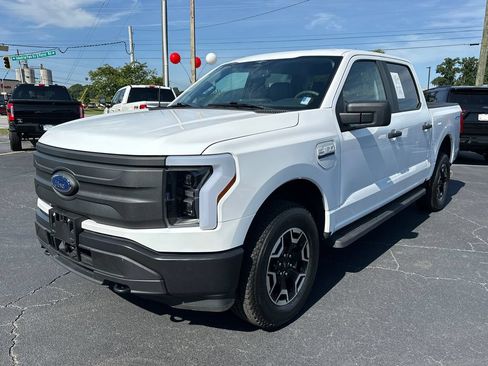 Certified 2023 Ford F150 Lightning Pro AWD/4WD image 3