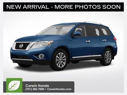 Used 2015 Nissan Pathfinder SL w/ SL Premium Package