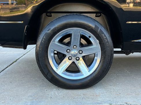 Used 2012 RAM 1500 Express w/ ST Popular Equipment Group AWD/4WD image 29