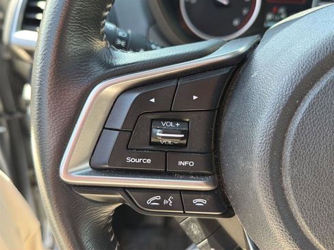 Used 2023 Subaru Forester Premium image 13