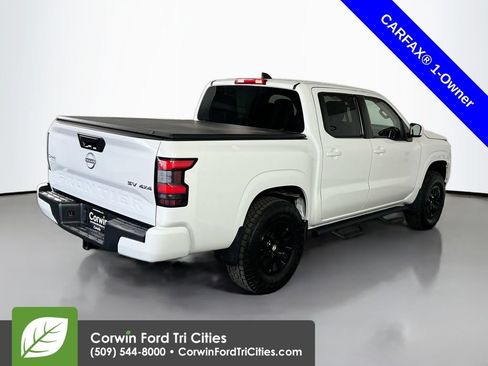 Used 2024 Nissan Frontier SV w/ Tow Package AWD/4WD image 14