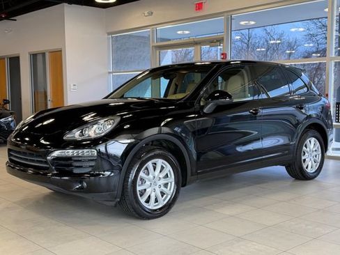 Used 2012 Porsche Cayenne AWD/4WD image 4